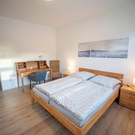 Haus Unterm Mammutbaum - Elberadweg Lägenhet Magdeburg Exteriör bild