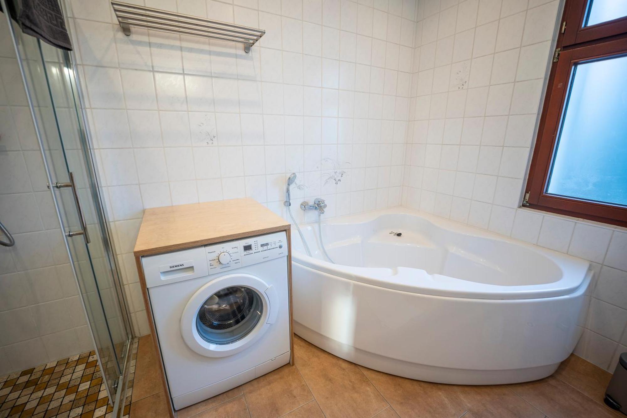Haus Unterm Mammutbaum - Elberadweg Lägenhet Magdeburg Exteriör bild